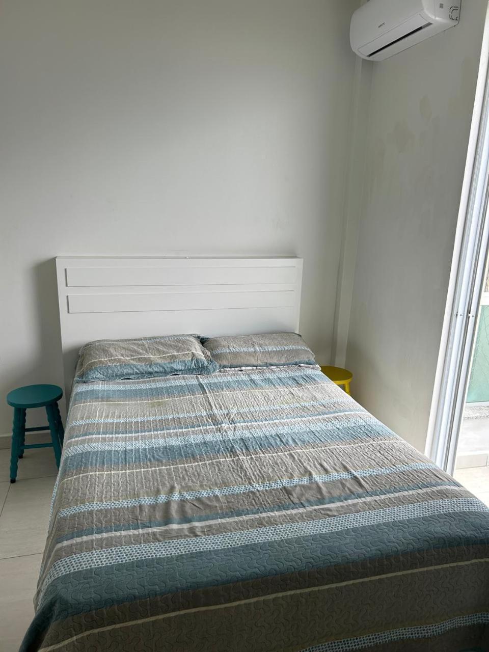 Apartamento Com Vista O Mar Na Av Atlantica Em *